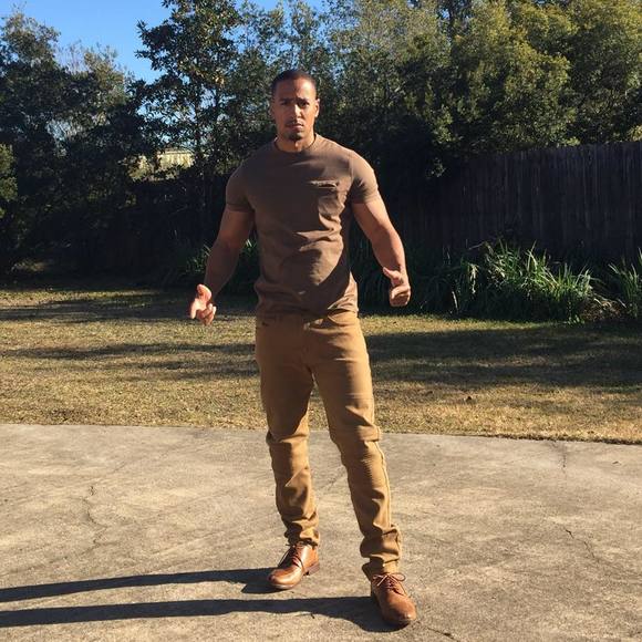 Meet your Posher, Kellen - Picture 1 of 1